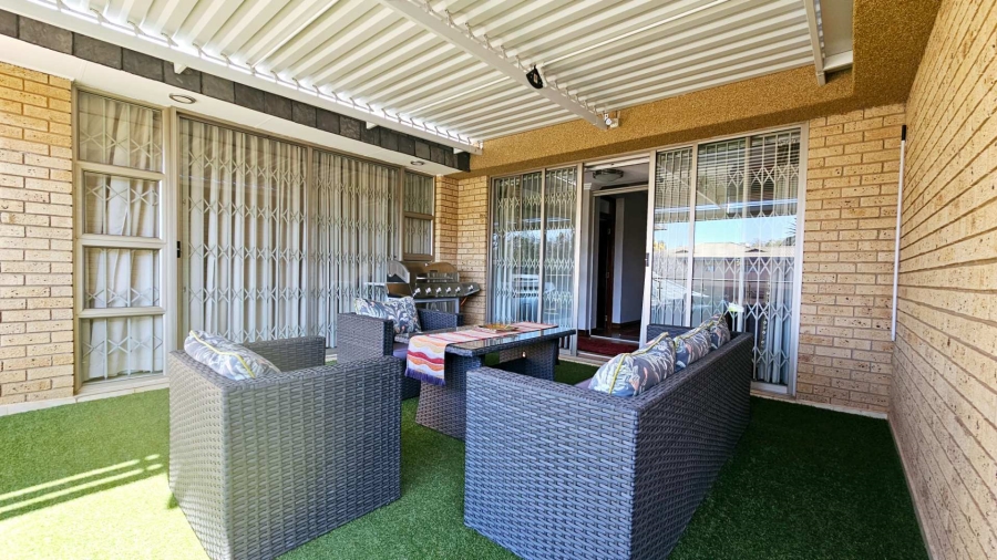 4 Bedroom Property for Sale in Heuwelsig Free State